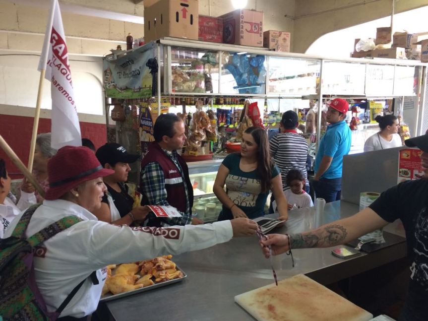 Morena toma el Mercado Municipal de Tlaquepaque